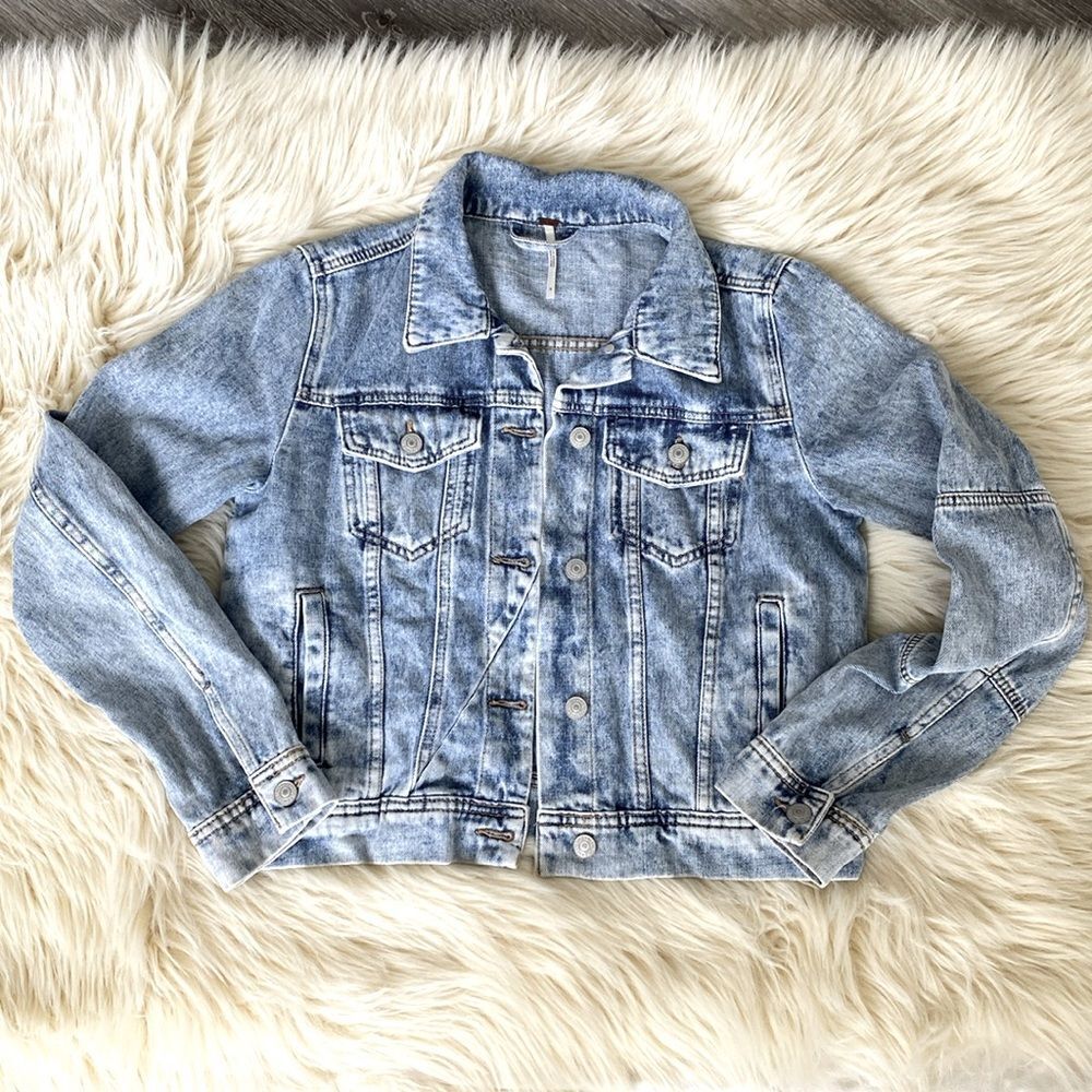Free People Denim Jacket sz S Boho Western Layering Beach Coastal Preppy - Picture 5 of 16